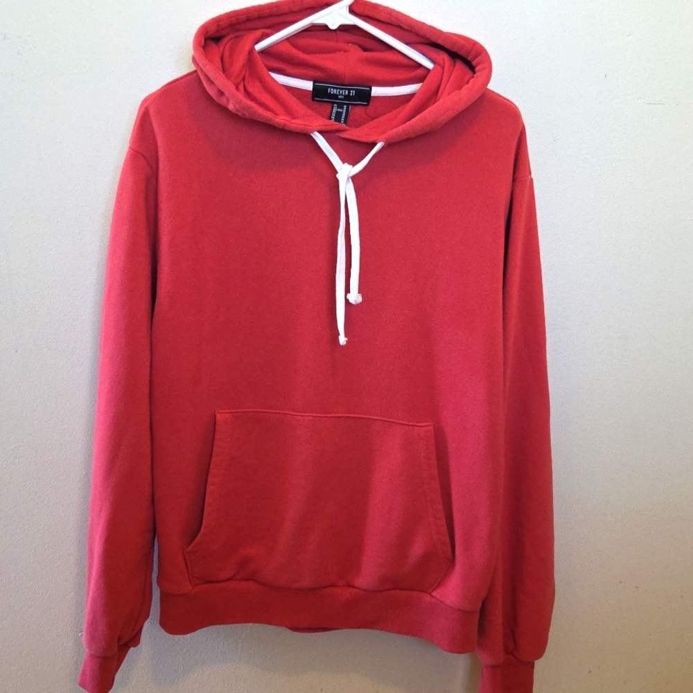 ❤️Forever 21 Men’s Red Pullover Hoodie – Size M